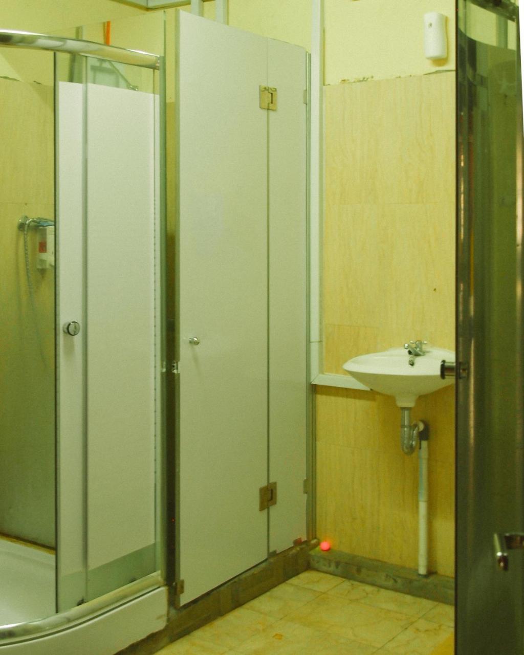 Inap At Capsule Thamrin Hotel Jakarta Bagian luar foto
